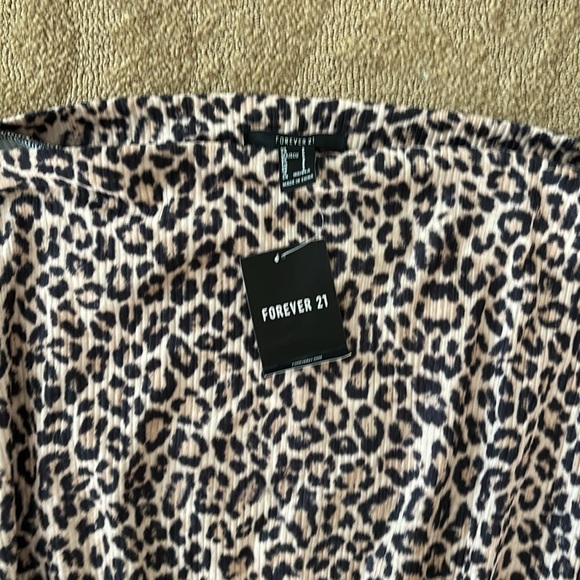 Forever 21 ladies knit top label a size small brand new - Picture 3 of 9